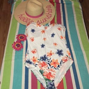 Bathing suit 👙 Tommy Bahama 🌺